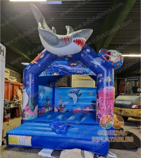 GB-193 Shark inflatable bouncers - customer photo from Germany