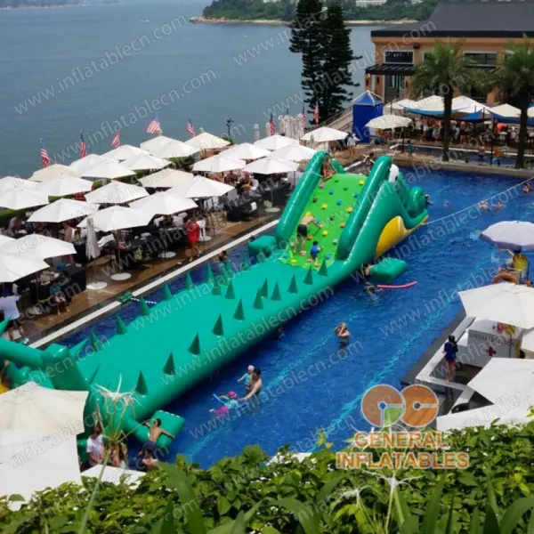 GW-12 Inflatable pool bar - customer photo from Singapore