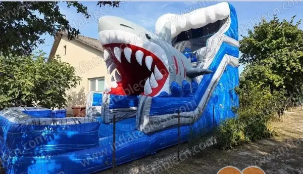 GWS-412 Shark escape water slide - customer photo from Slovakia